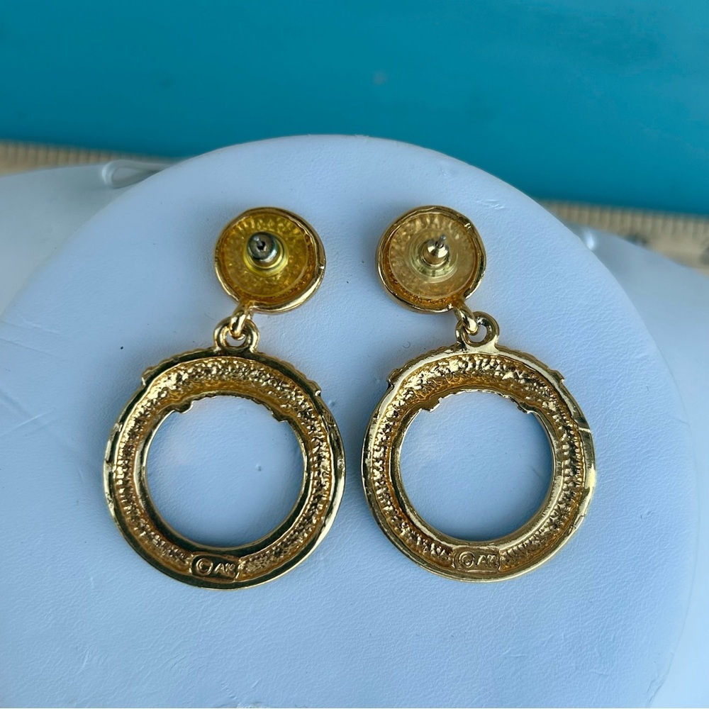 Vintage Anne Klein ©AK Gold Tone Navy Blue Enamel Door Knocker Earrings - Picture 2 of 6